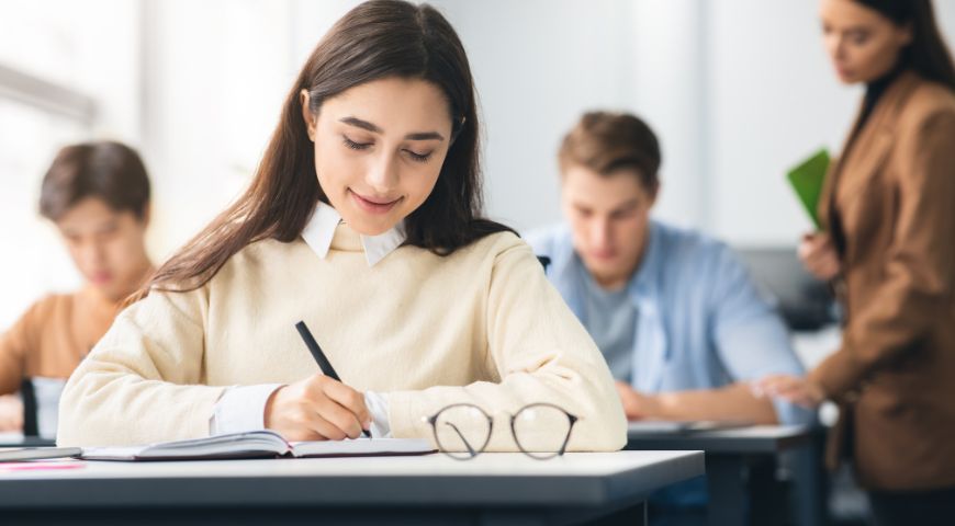 GMAT vs. GRE: Which to Take & What’s the Difference?