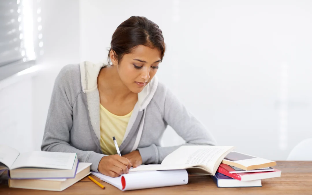 How to Write Fast and Score High in Board Exams: A Practical Guide for Students in India