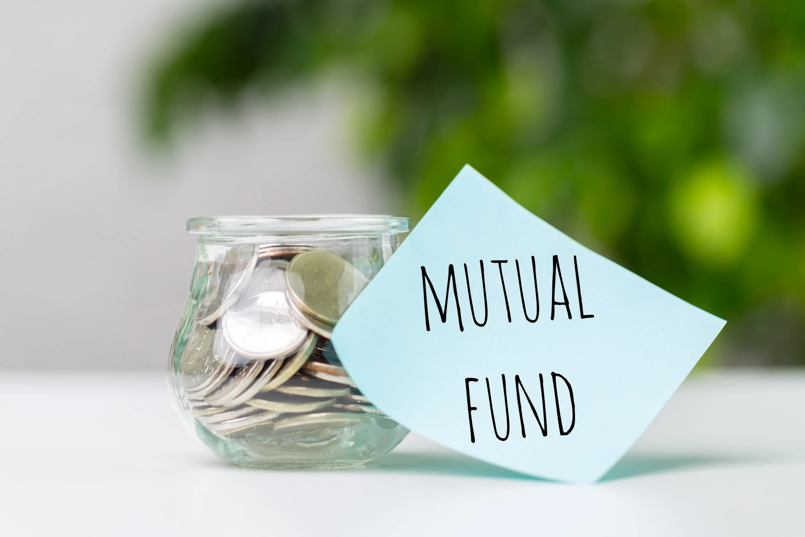 Basic Mid and long-term money-market mutual funds in India.